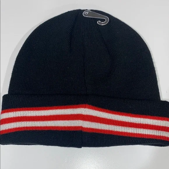 Hunter Black Knit Beanie with Red Stripes - Picture 3 of 4